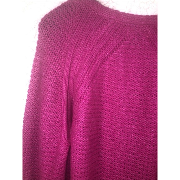 Universal Thread Women's Oversized Chunky Knit Sweater in pink size Large - Picture 6 of 7